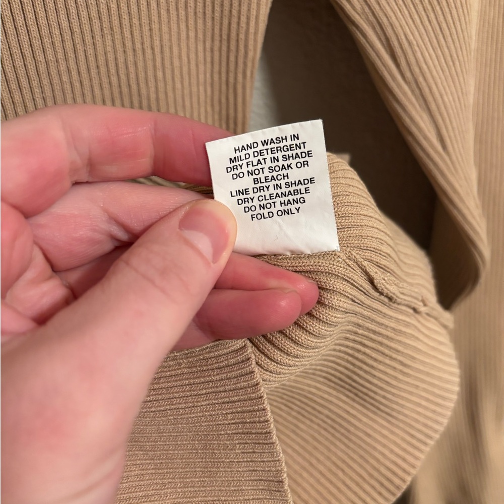 Dissh tan long sleeve ribbed mock neck top - Picture 4 of 6